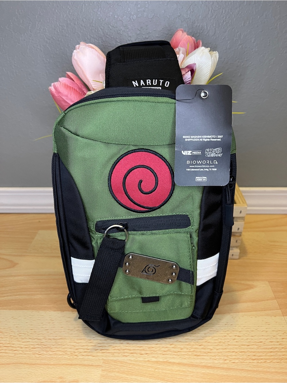 Bioworld Naruto Sling bag